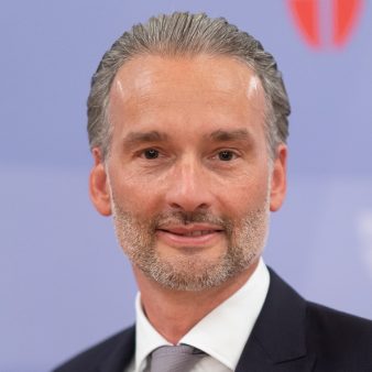 Porträt Bernhard Jarolim